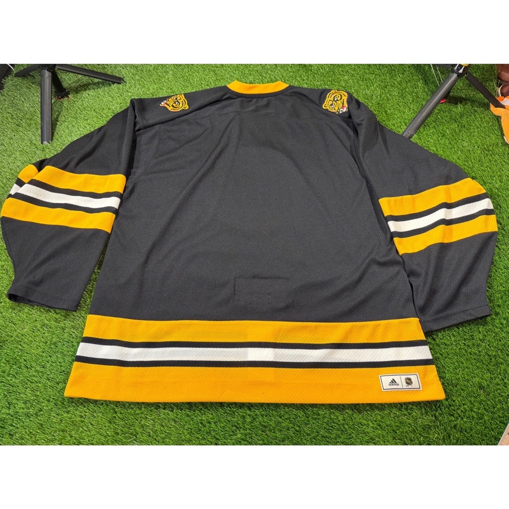 Adidas Boston Bruins NHL Hockey Jersey‎ Authentic Vintage Team Classics Size 54 - Picture 5 of 7